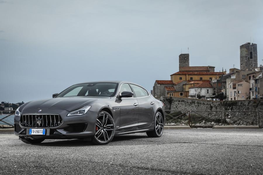 Maserati Quattroporte S Q4 GranSport (M156) 2017 года  (фото 23 из 41)
